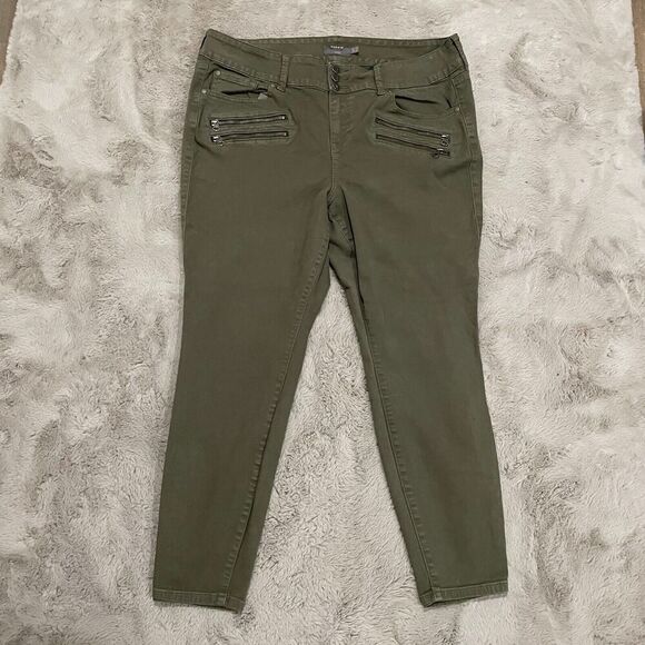 Torrid Women's Jegging Super Soft Olive Green Size 20R - Zipper Accents Career - Picture 1 of 10